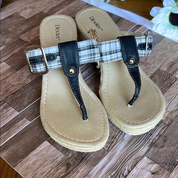 Dexter Black and Plaid Sandals - Picture 2 of 6